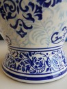 OUTLET- CERAMICZNA WAZA/ AMFORA/ WAZON W GRANATOWO- NIEBIEKIE KWIATY 17X32CM